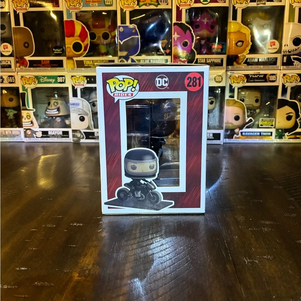 Funko Pop! Rides: DC Universe - Selina Kyle on Motorcycle #281